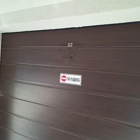 Daire Old Town 3 With Free Private Parking *